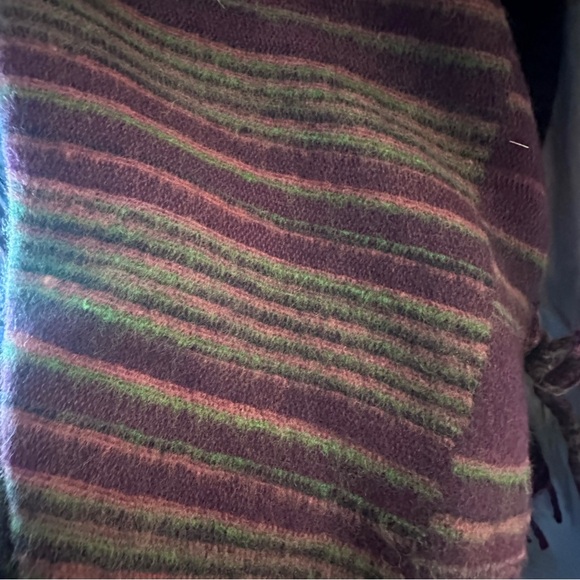 Striped Hooded Poncho - Picture 6 of 8